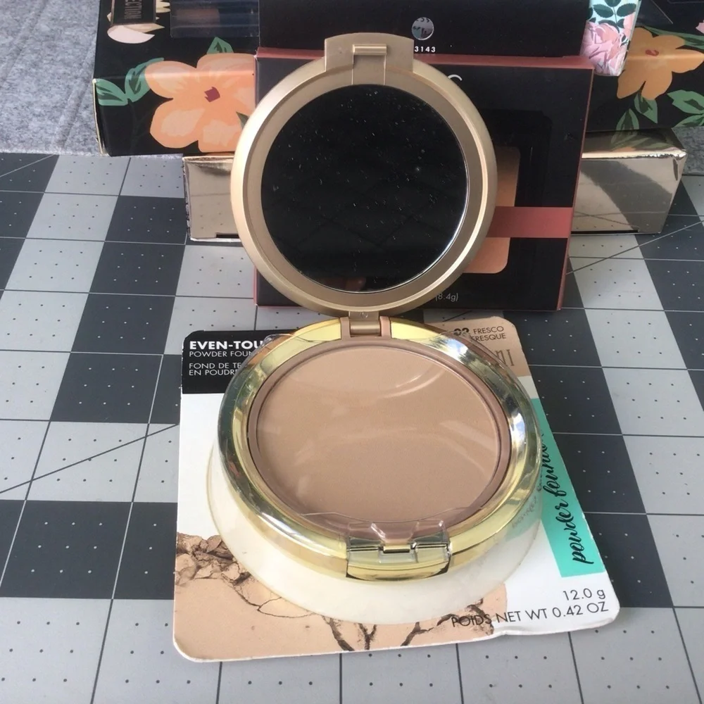 Makeup bundle